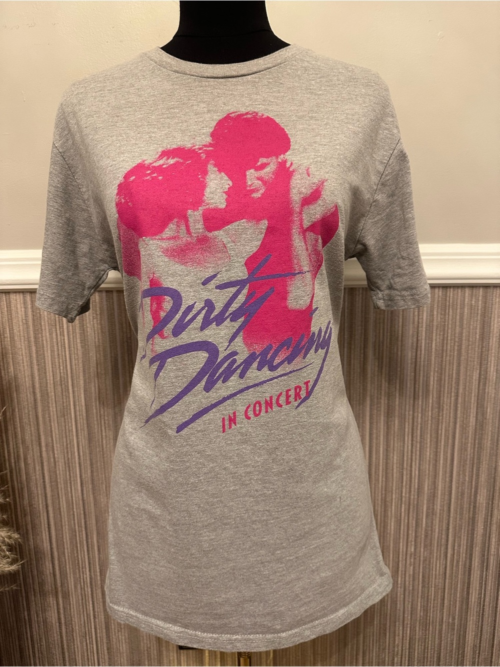 Dirty Dancing In Concert Graphic Tee Shirt Gray Pink Purple Size Medium